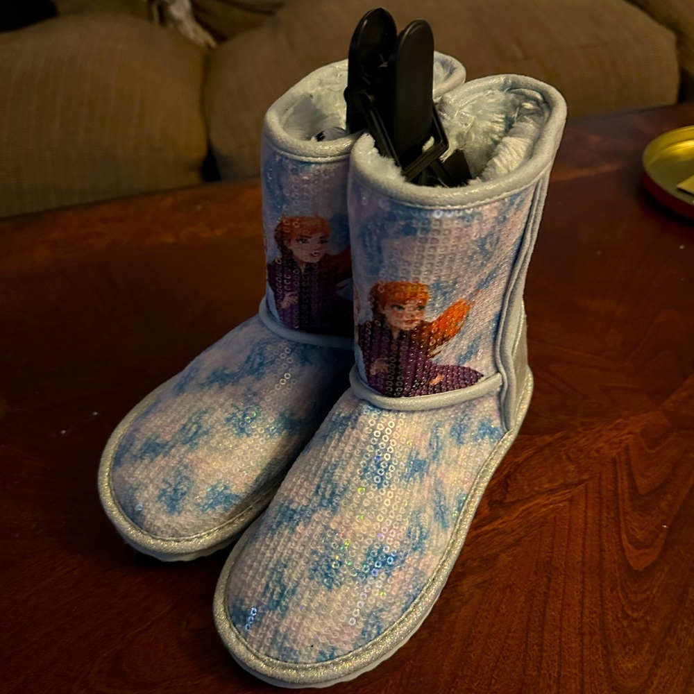 Frozen 2 Elsa & Ana Sequin Boots